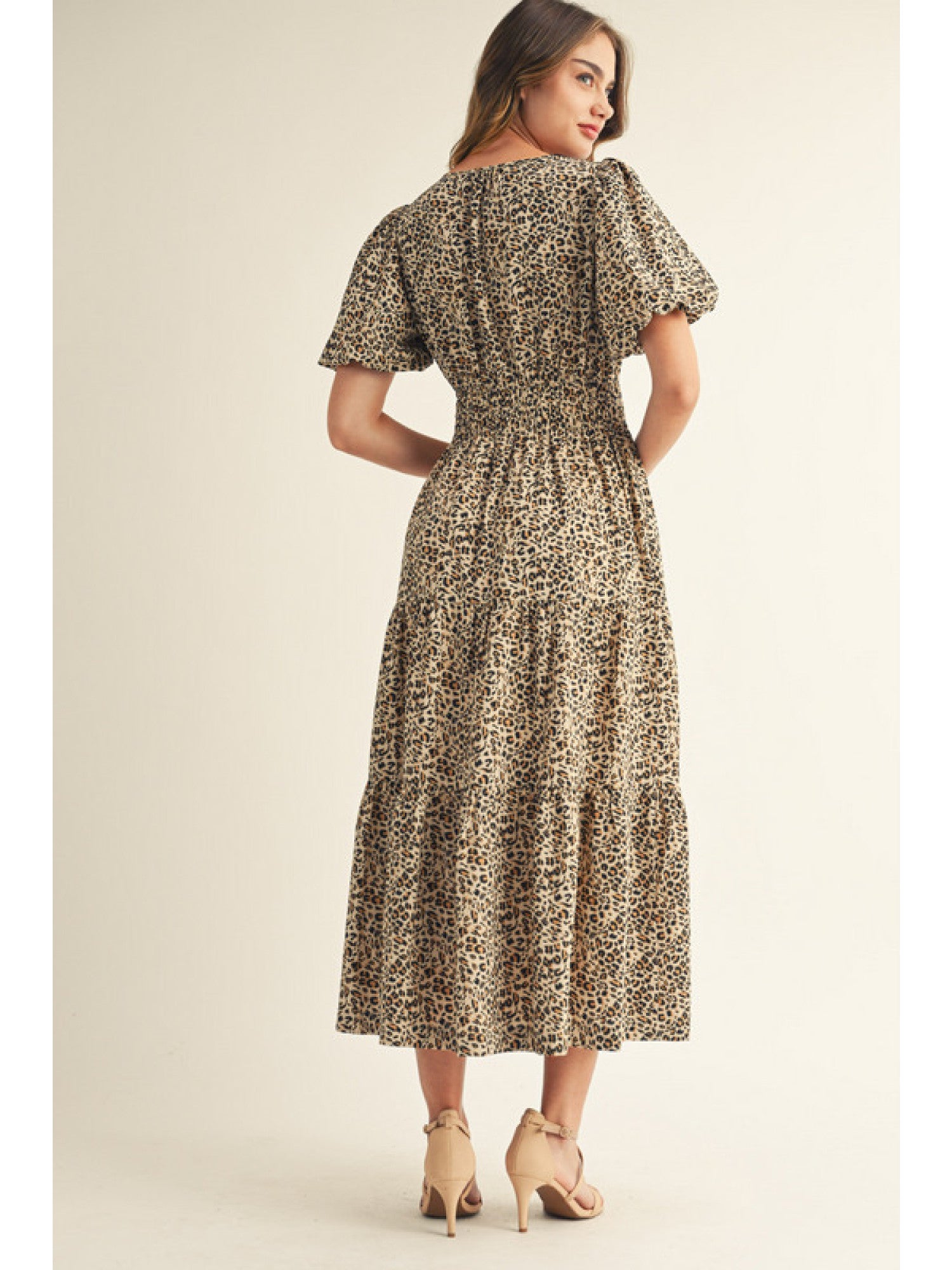 Short Puff Sleeves Tiered Leopard Midi Dress