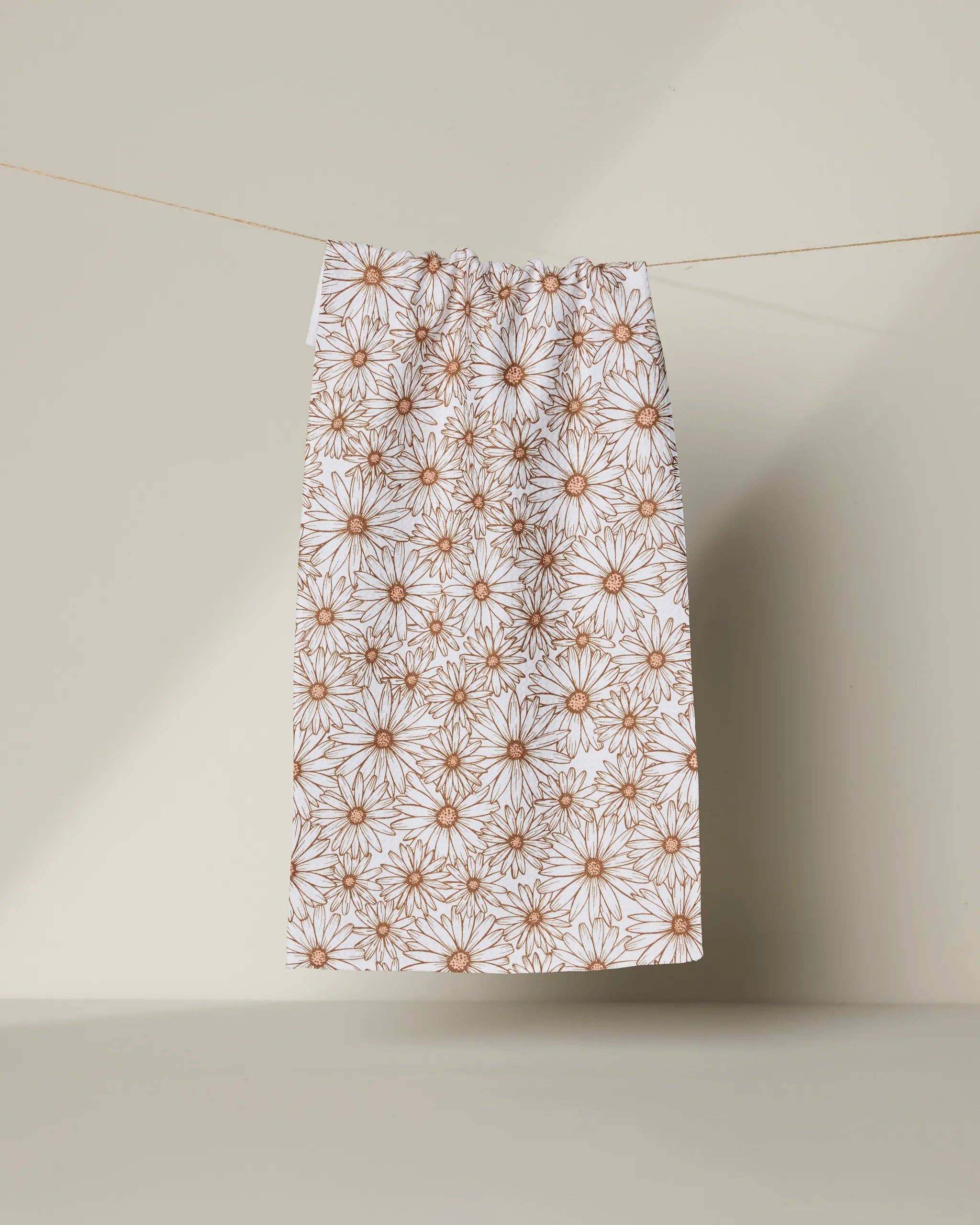 Geometry Daisy Trail Bar Towel