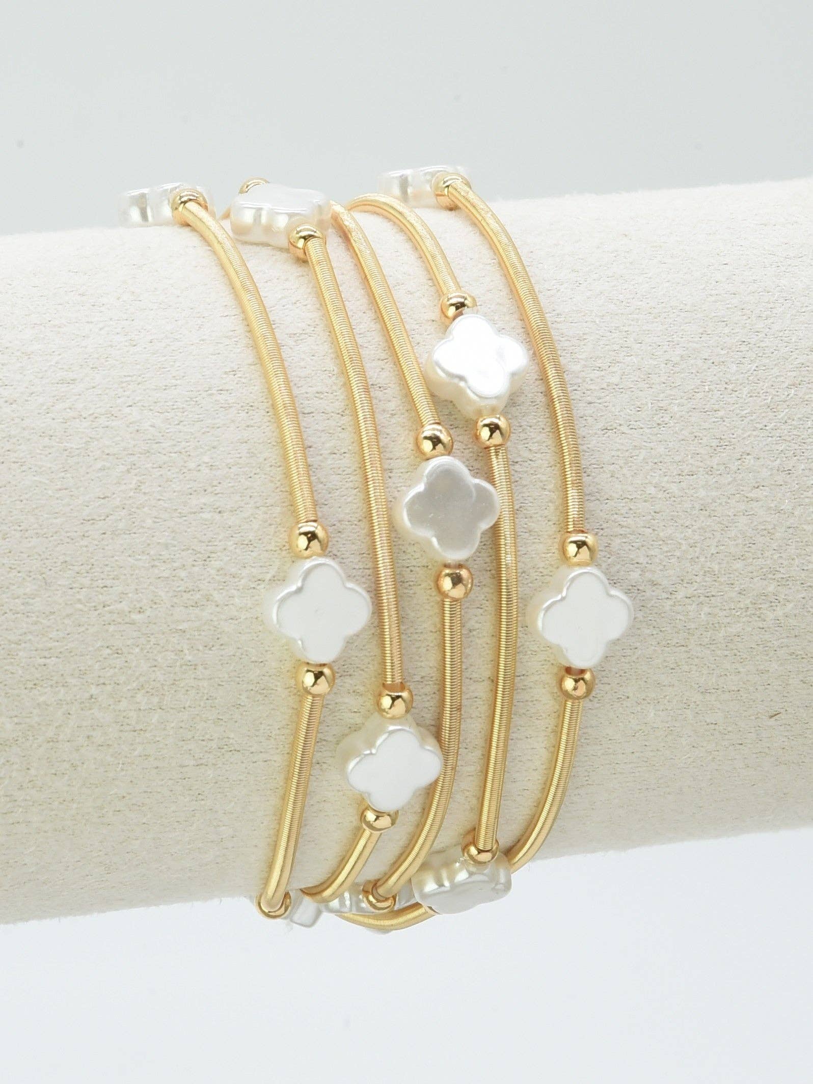 Set of 5 Gold Stretch Bracelets