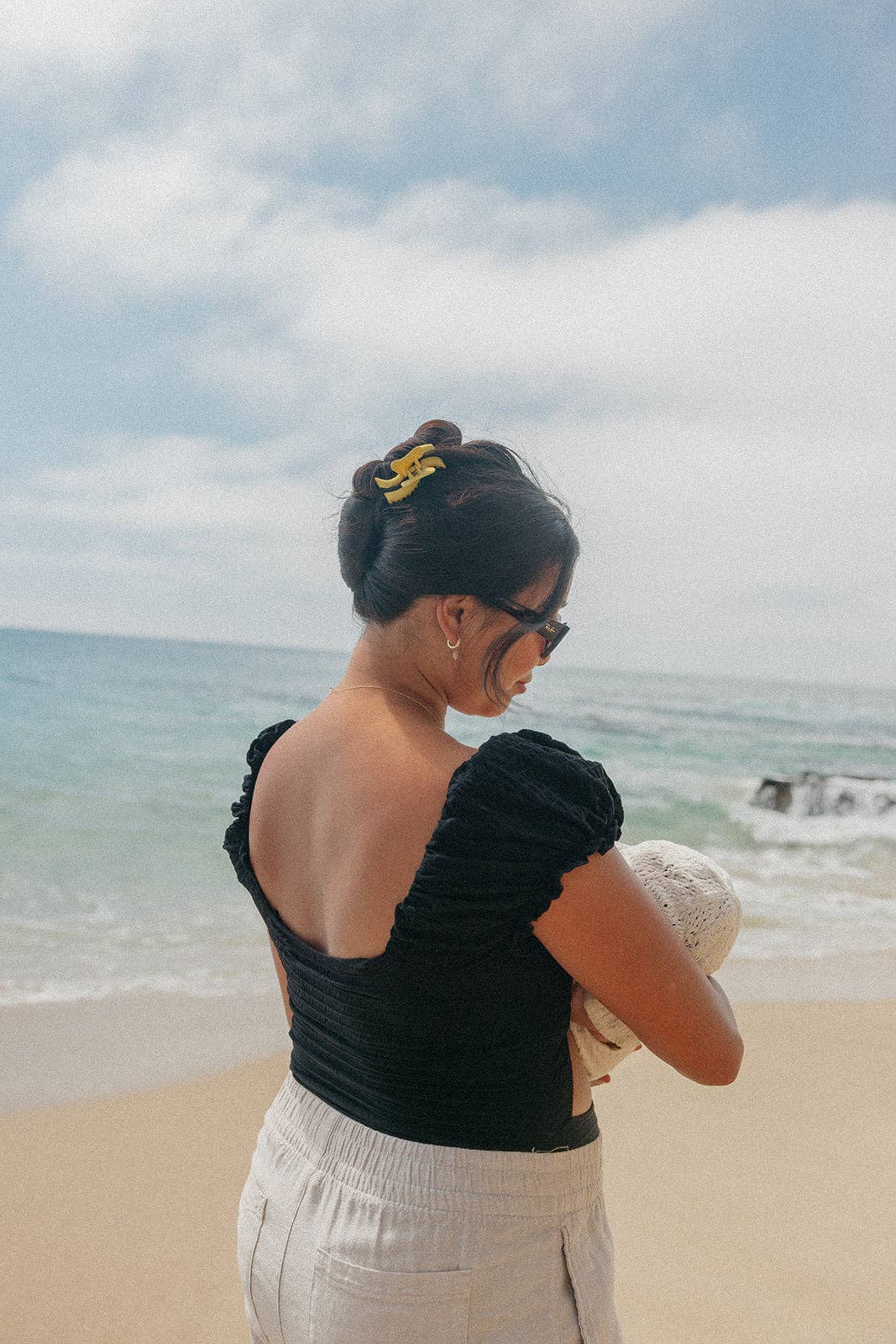 Kaxi Mini Wavy Hold Everything Claw Clip