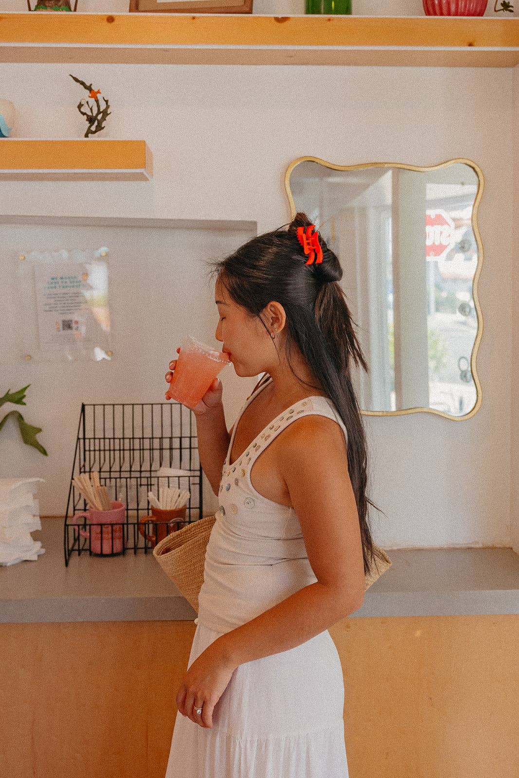 Kaxi Mini Wavy Hold Everything Claw Clip