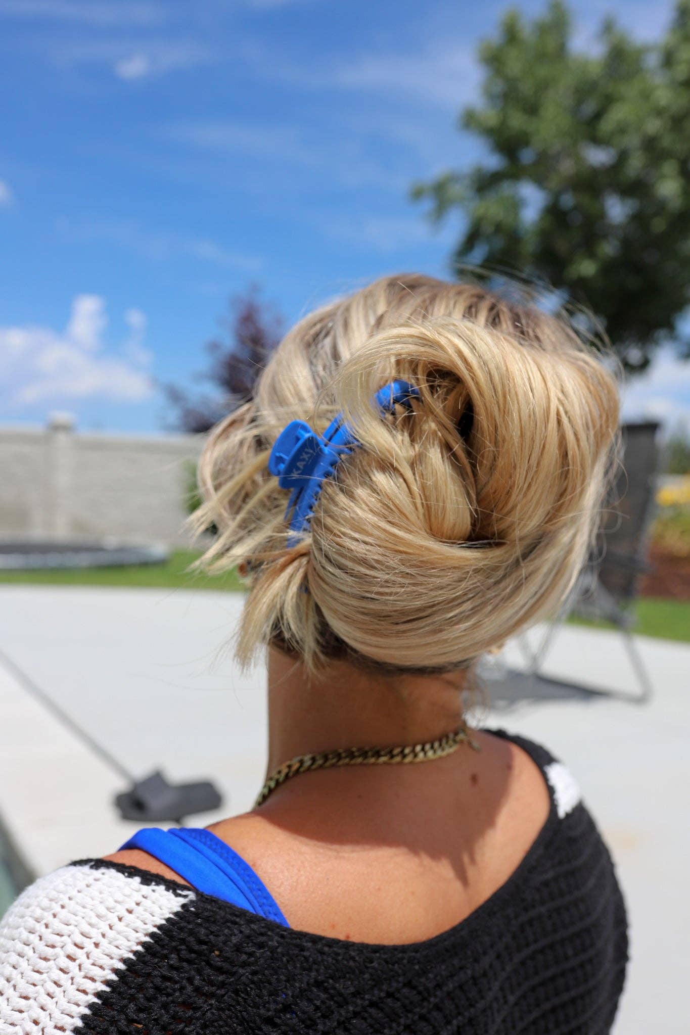 Matte Midi Hold Everything Claw Clip