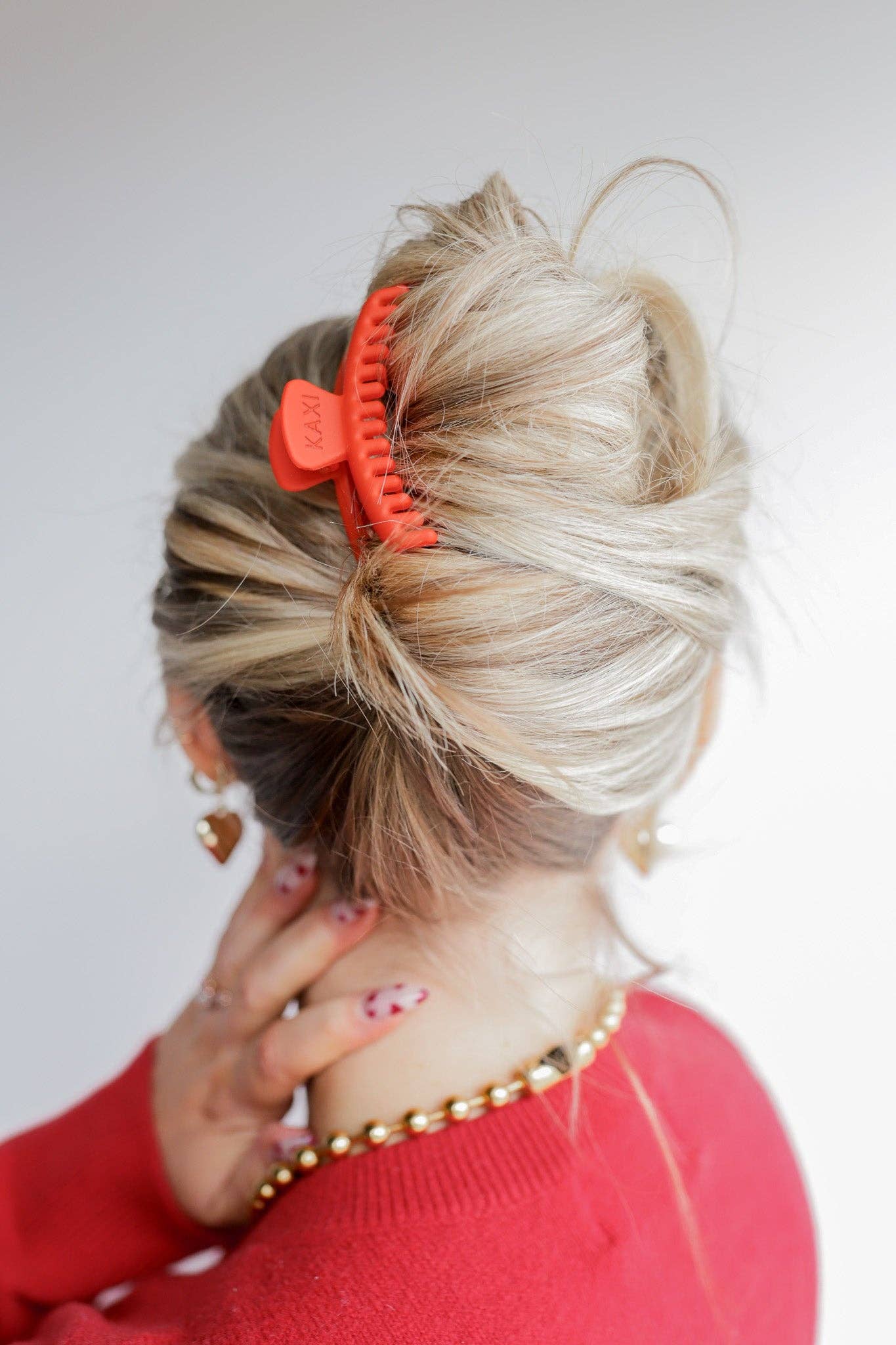 Matte Mini Hold Everything Claw Clip