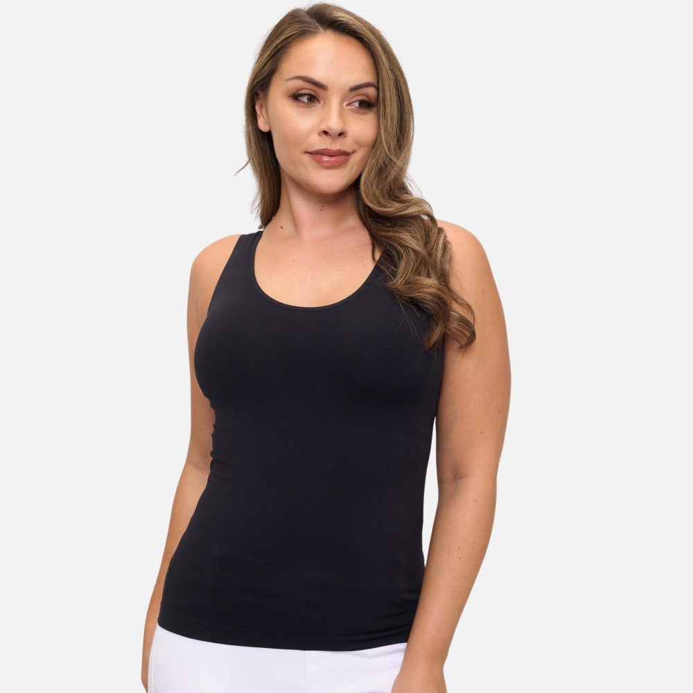 Plus Size Reversible Seamless Tank With Built-In Bra