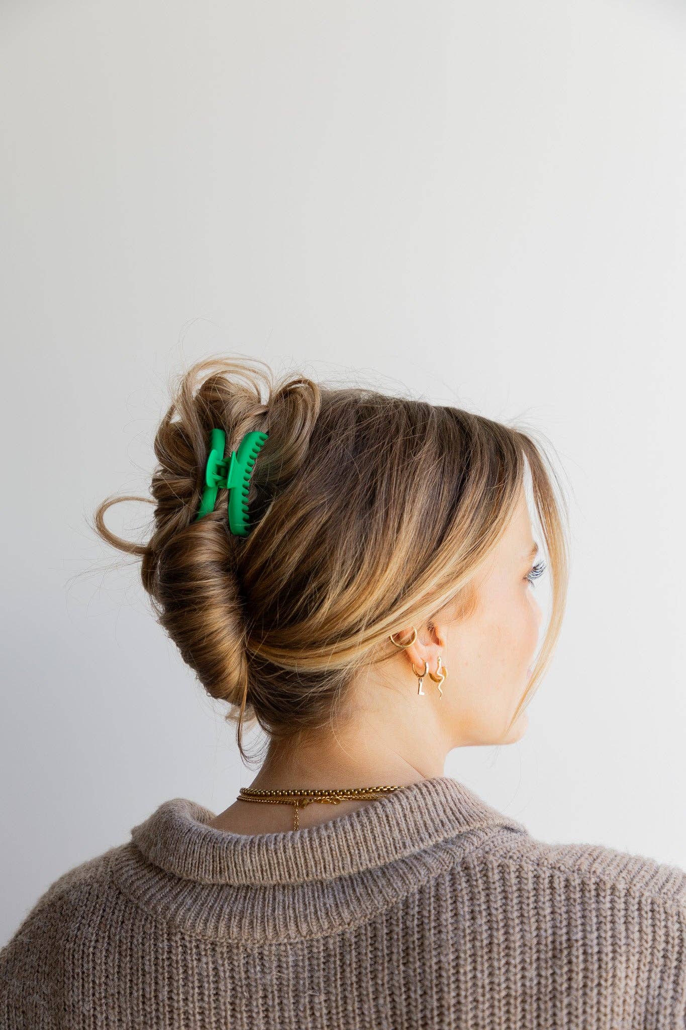 Matte Mini Hold Everything Claw Clip