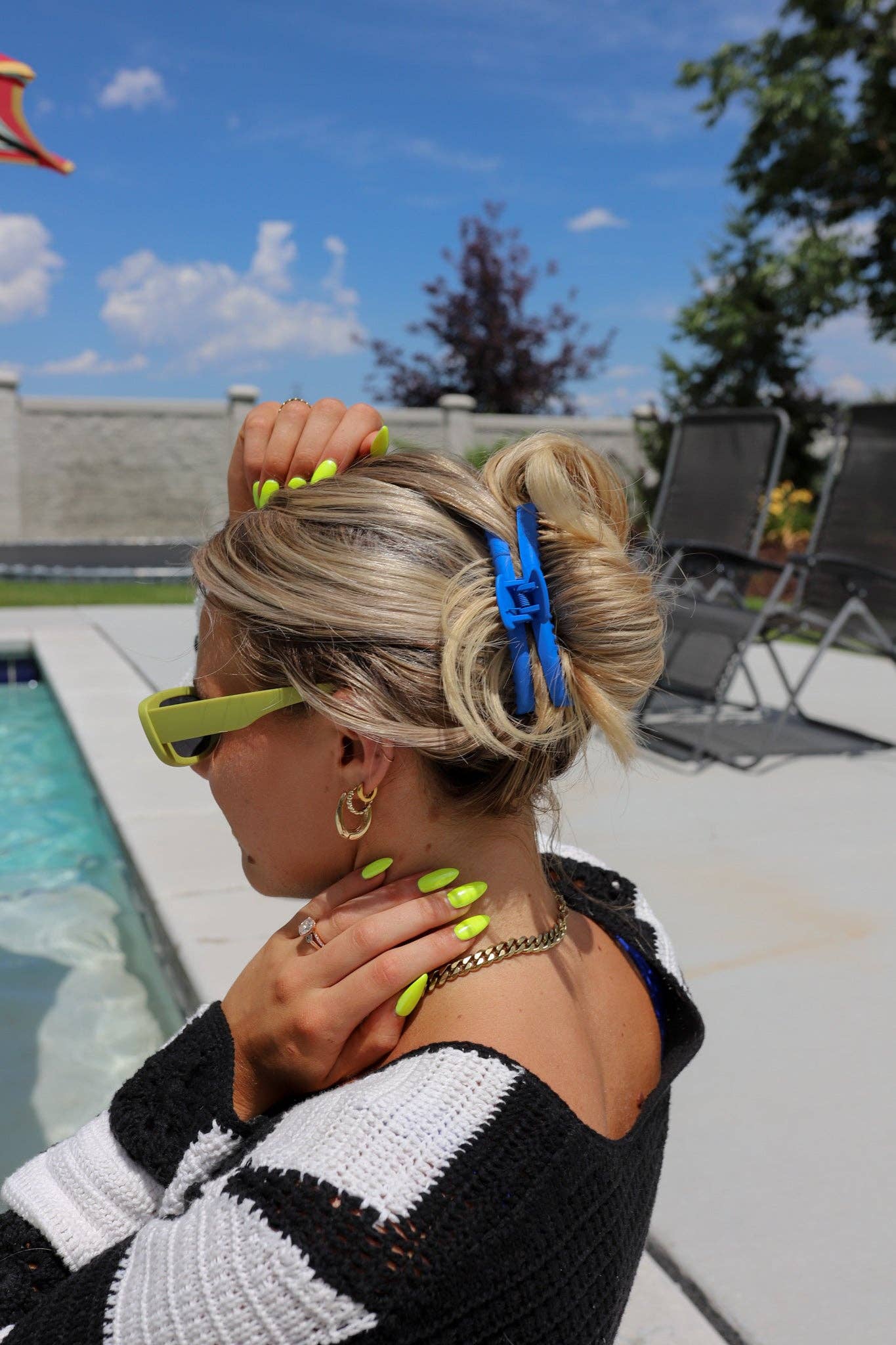 Matte Midi Hold Everything Claw Clip