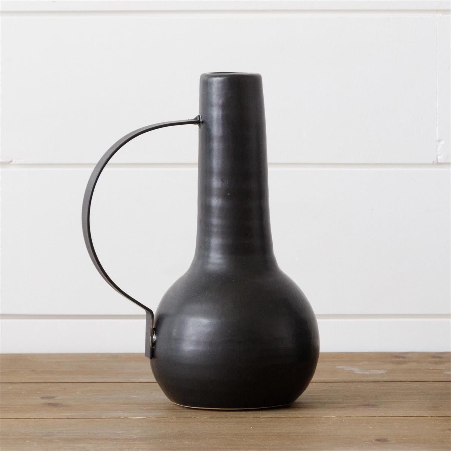 Matte Black Vase w/ Handle