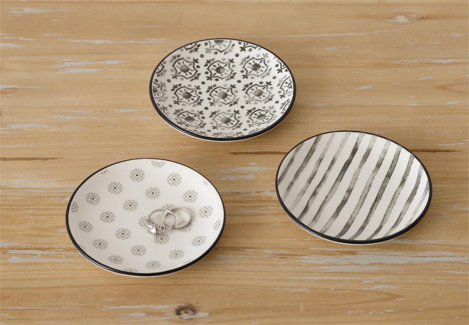 Arabesque & Stripes Trinket Plate