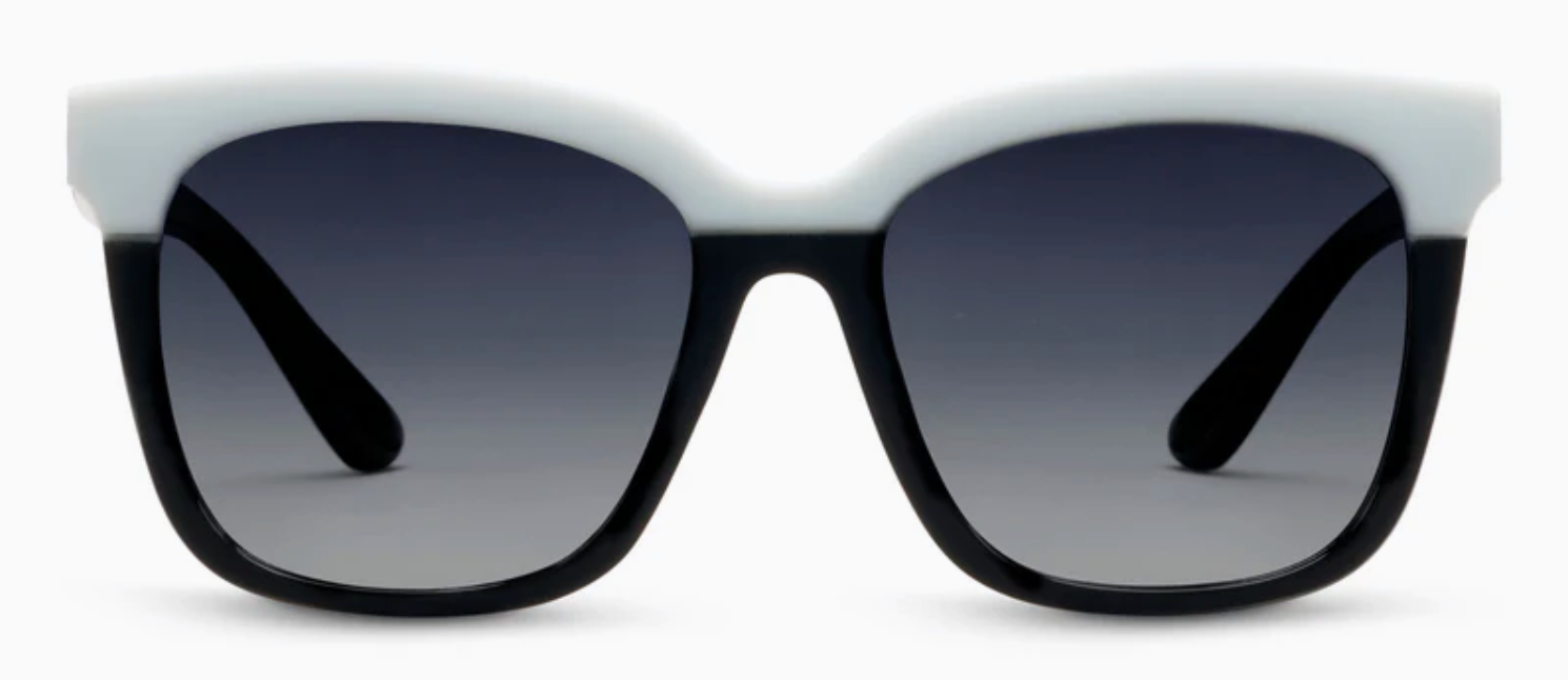 Peepers Frenchy Bifocal Sunglasses - Black/White