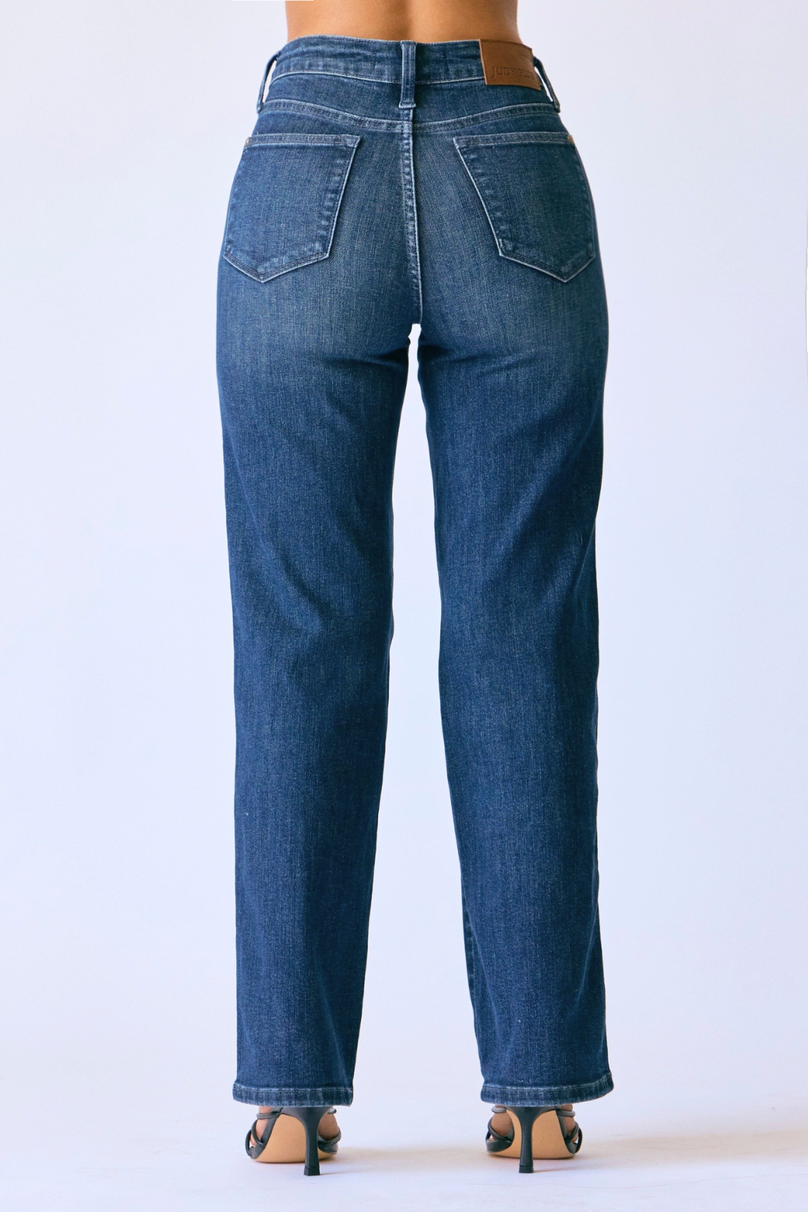 Judy Blue Petite Straight Cut Jeans