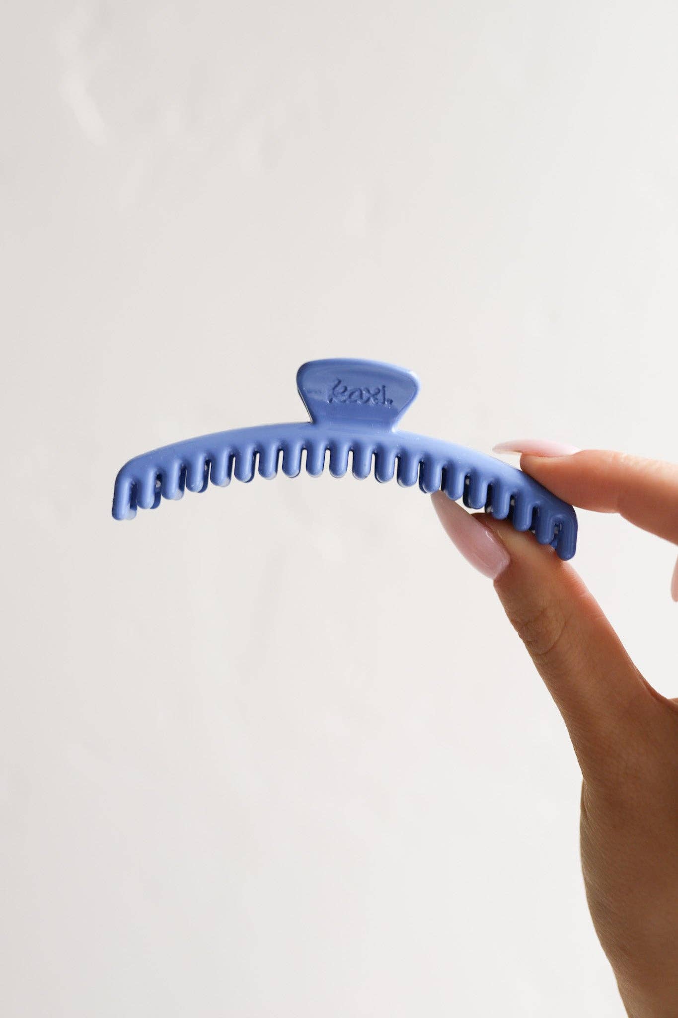 Shiny Midi Hold Everything Claw