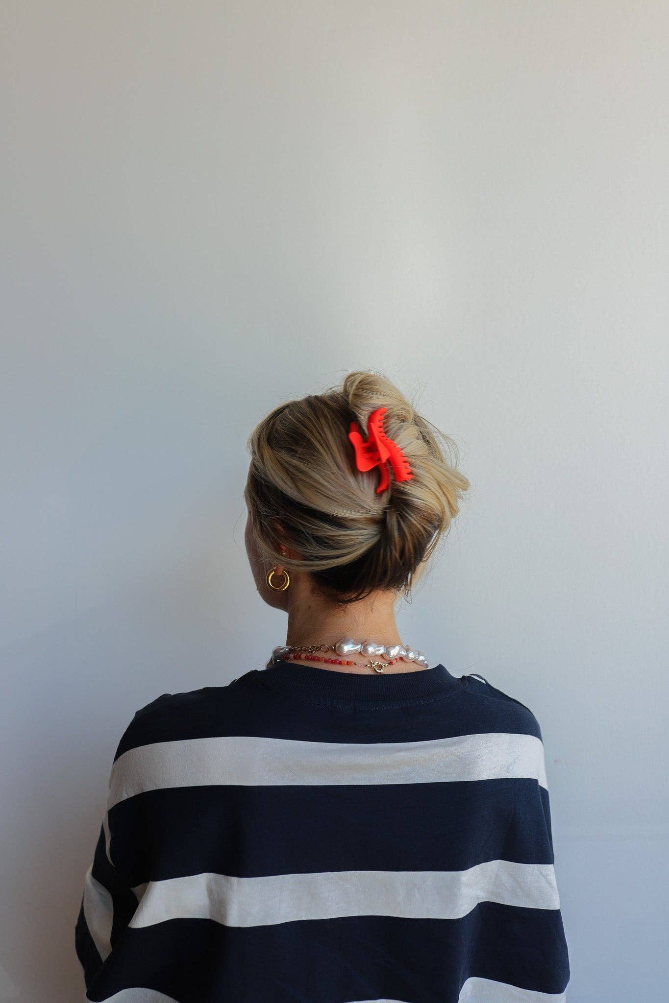 Kaxi Mini Wavy Hold Everything Claw Clip