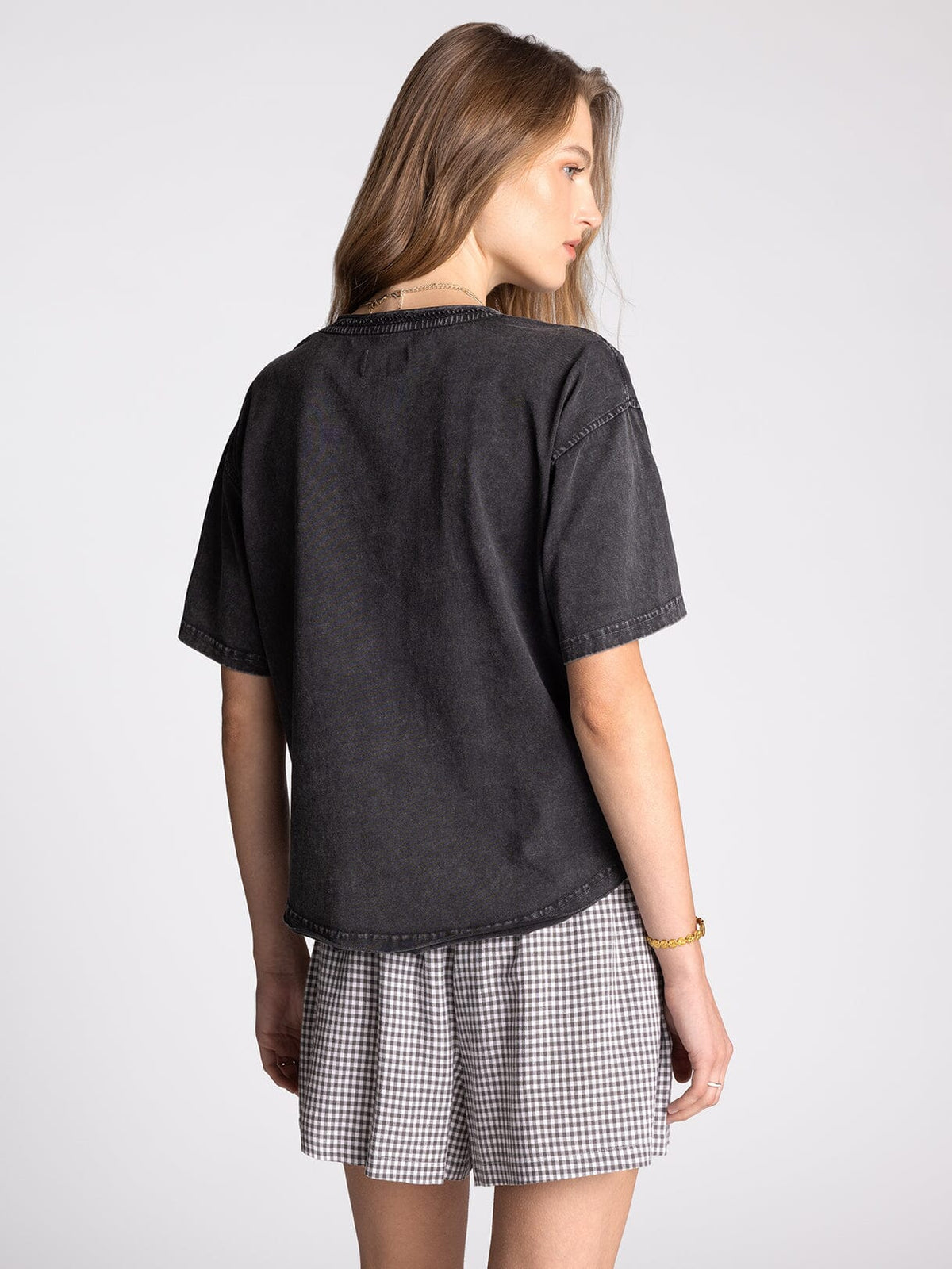 Ismeria Tee | Relaxed V-Neck Cotton Tee