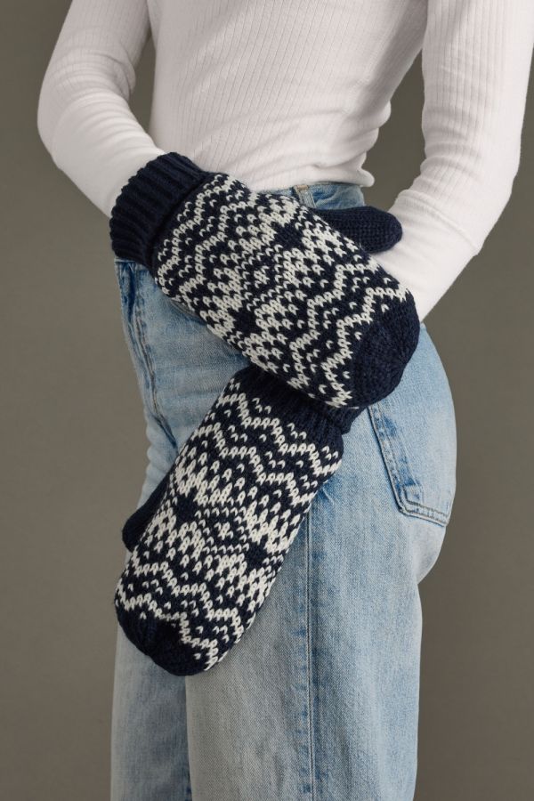 Navy & White Patterned Mittens