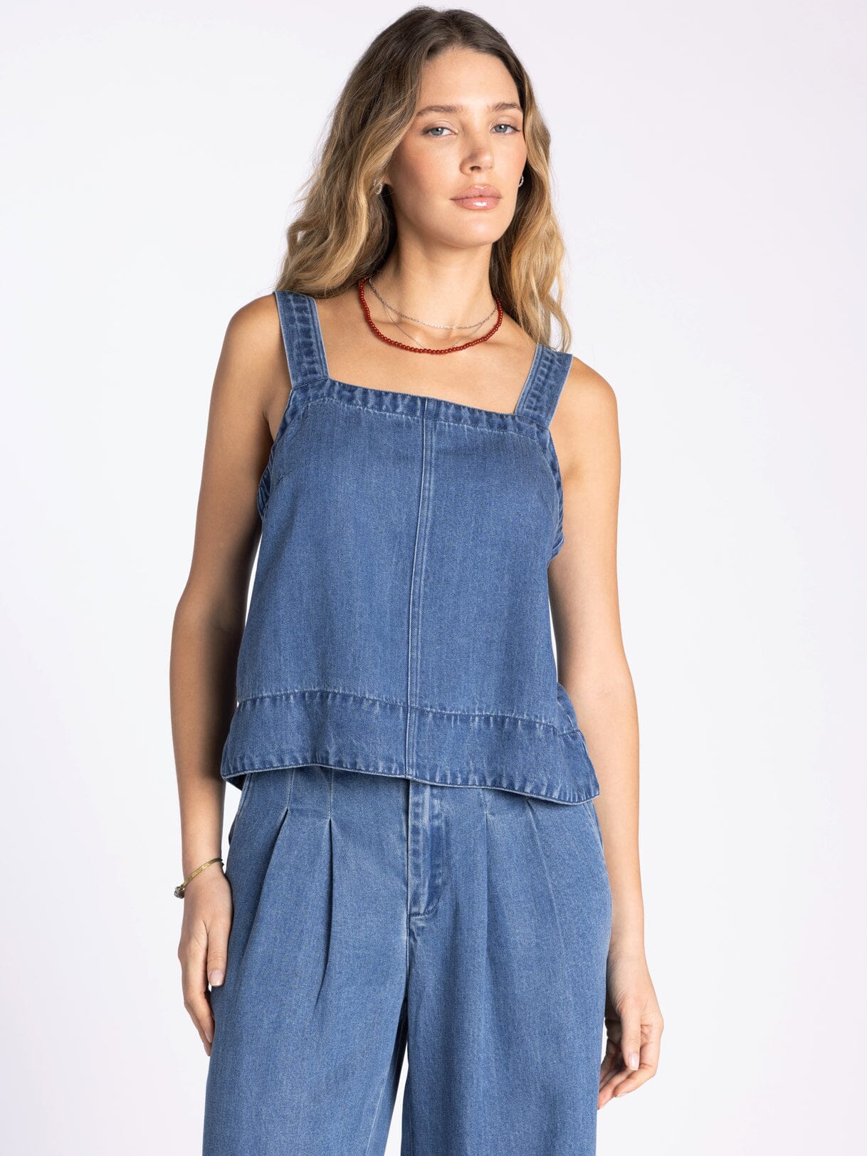 Maelis Flowy Tank Top