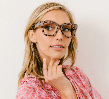 Peepers Center Stage Focus Blue Light Readers - Gray Tortoise