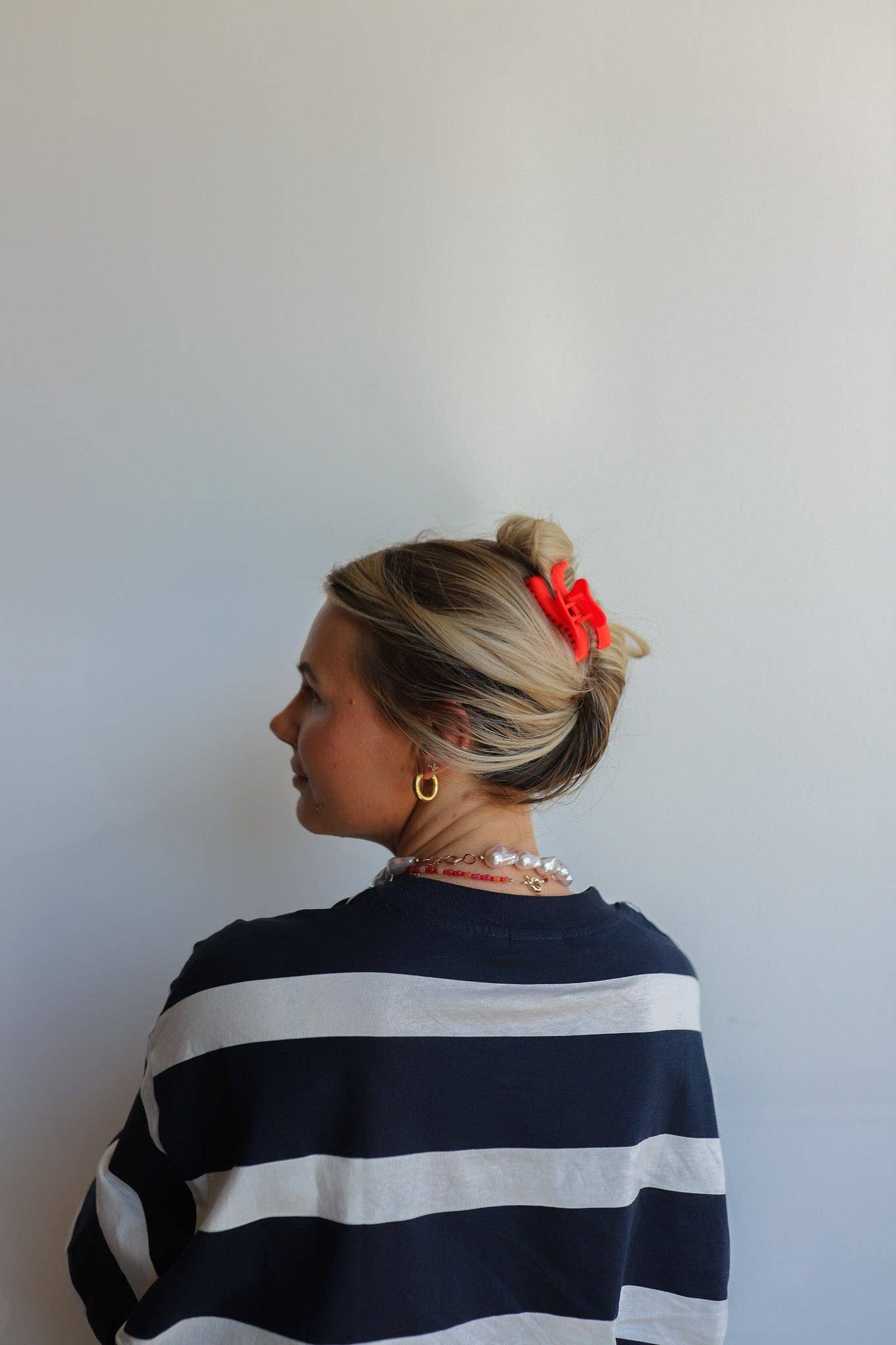 Kaxi Mini Wavy Hold Everything Claw Clip