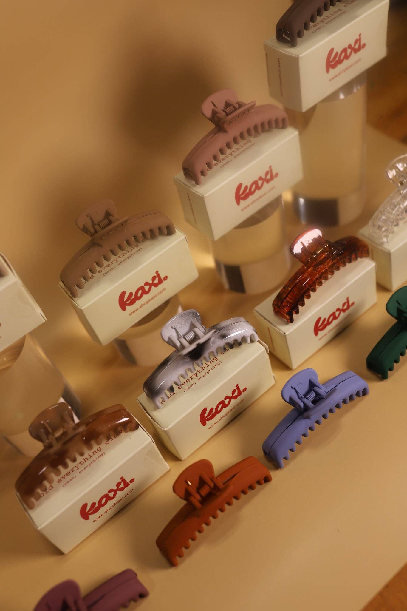 Matte Mini Hold Everything Claw Clip