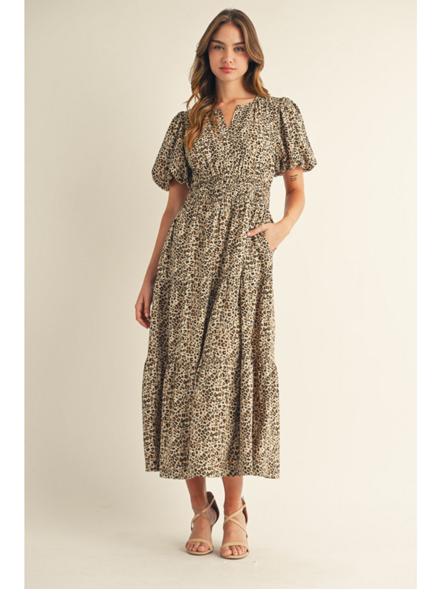 Short Puff Sleeves Tiered Leopard Midi Dress