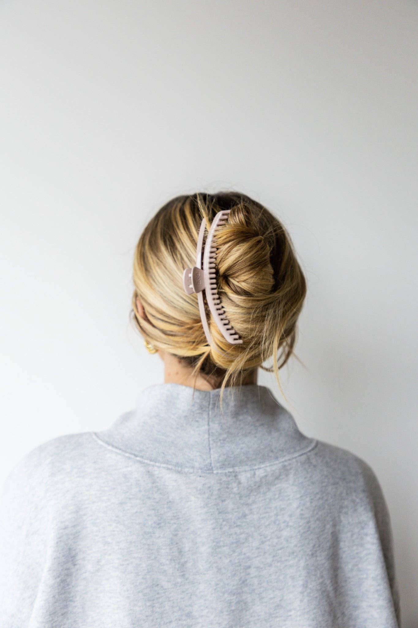 Shiny Original Hold Everything Claw Clip