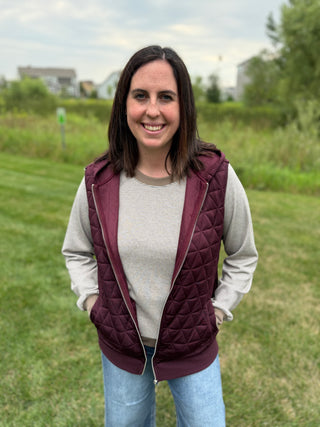 Women's Quilted Zip-Up Hoodie Vest with Pockets