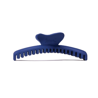 Kaxi Wavy Midi Hold Everything Claw