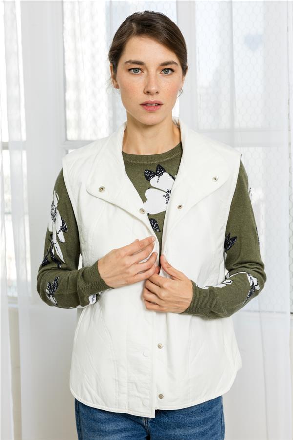 Lightweight Quilted Vest