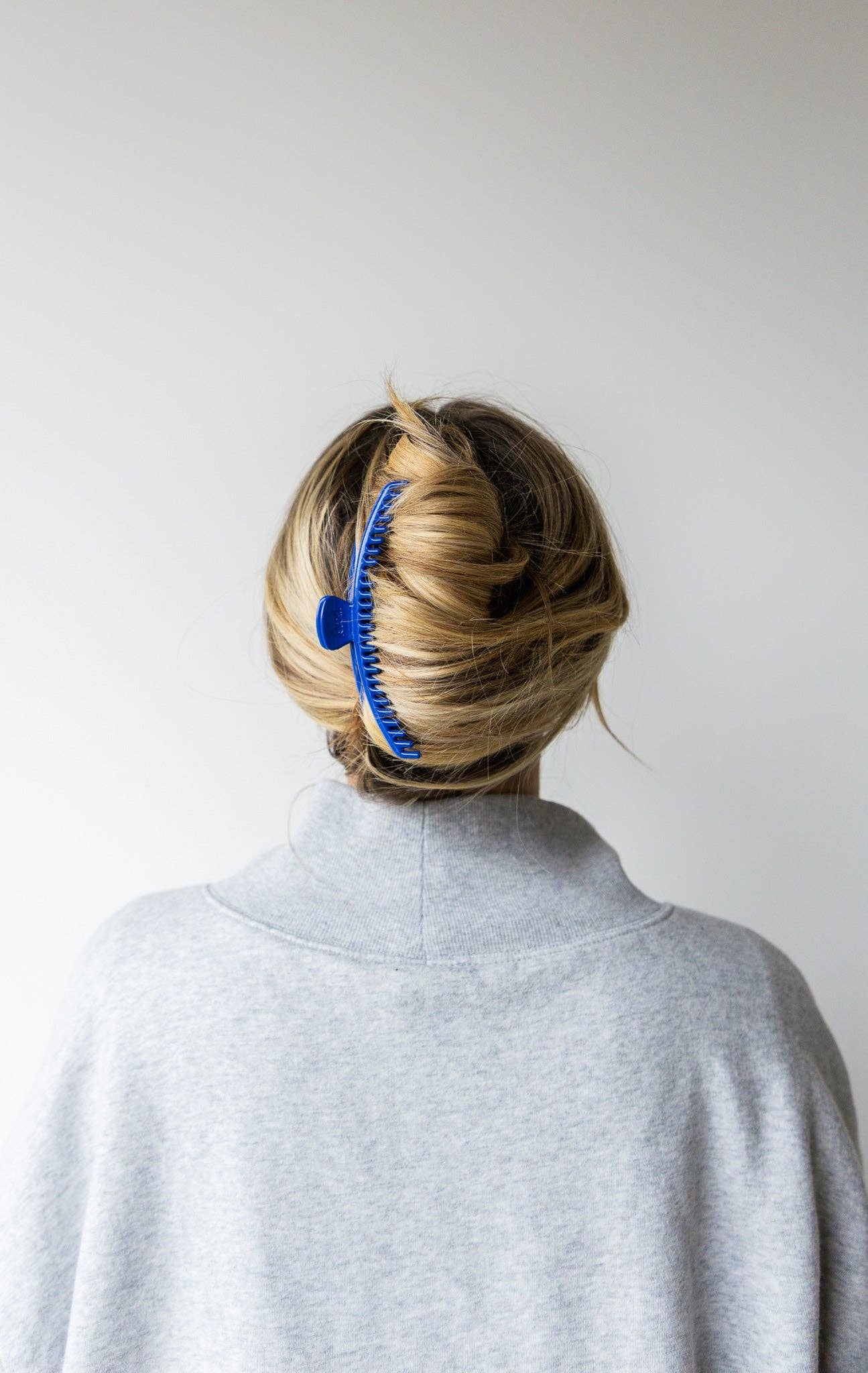 Shiny Original Hold Everything Claw Clip