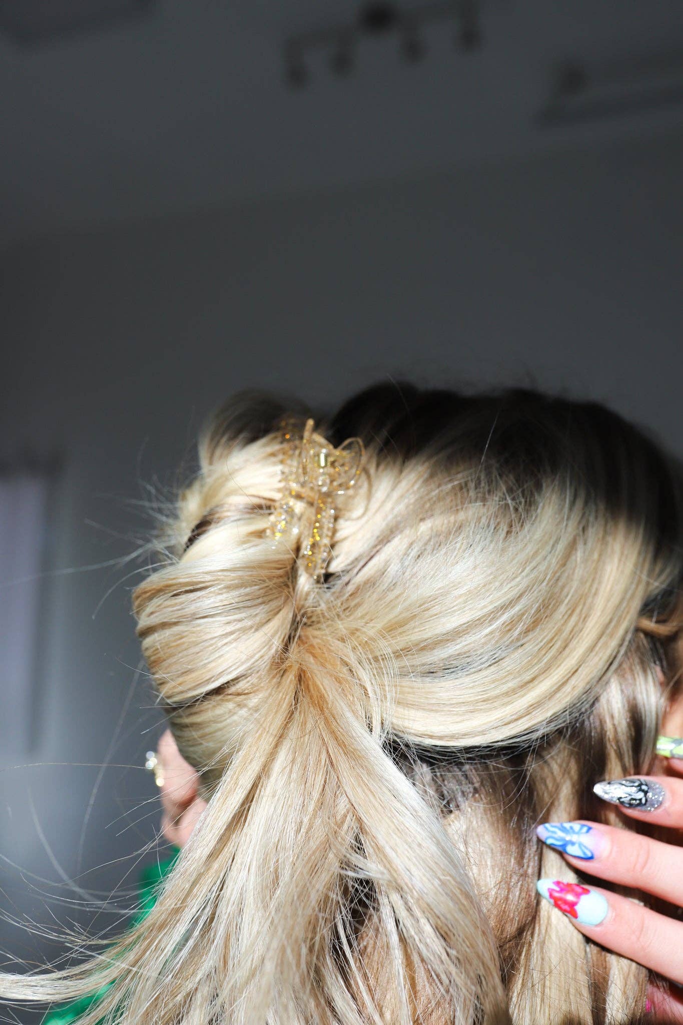 Matte Mini Hold Everything Claw Clip