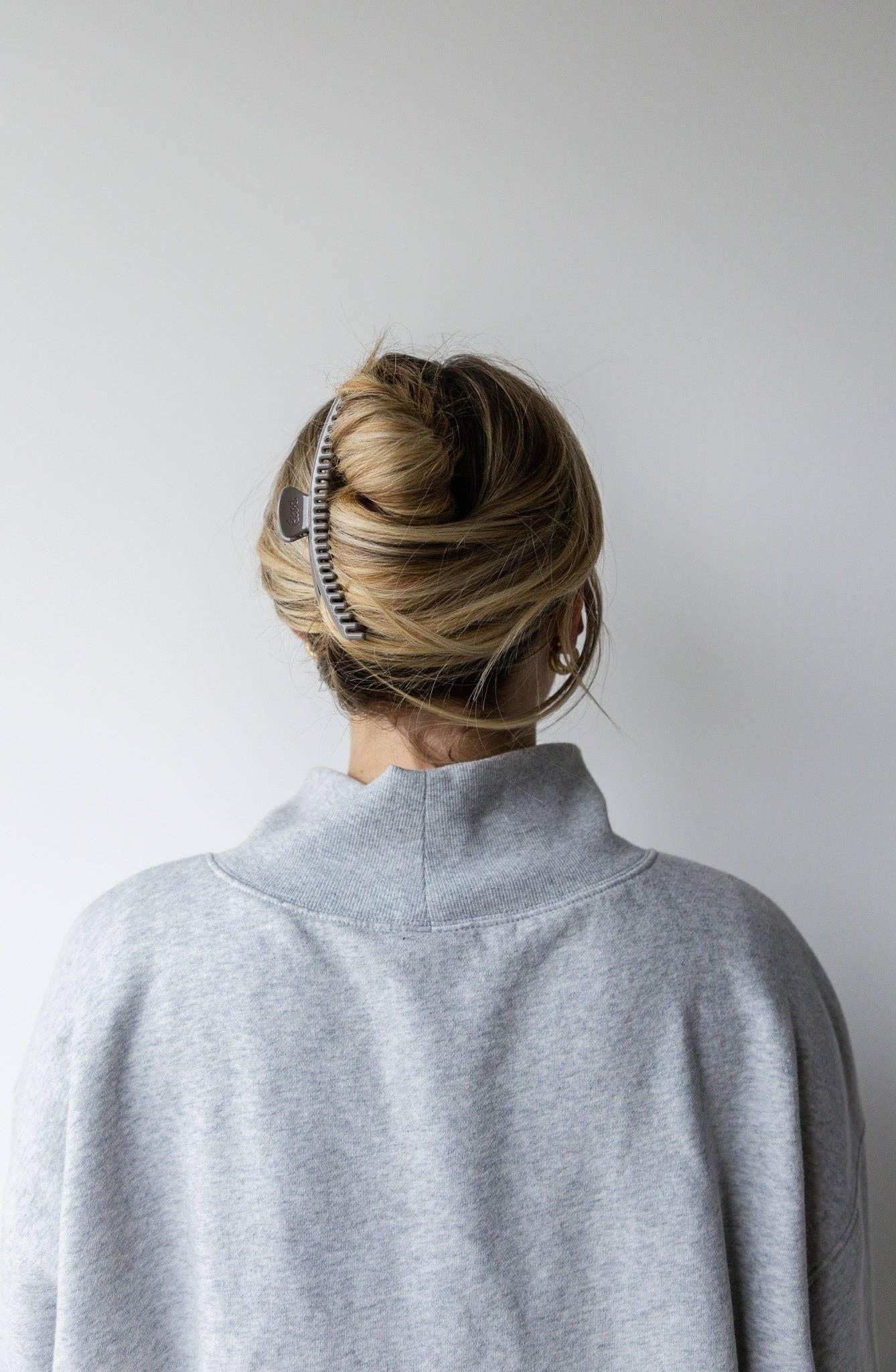 Shiny Original Hold Everything Claw Clip