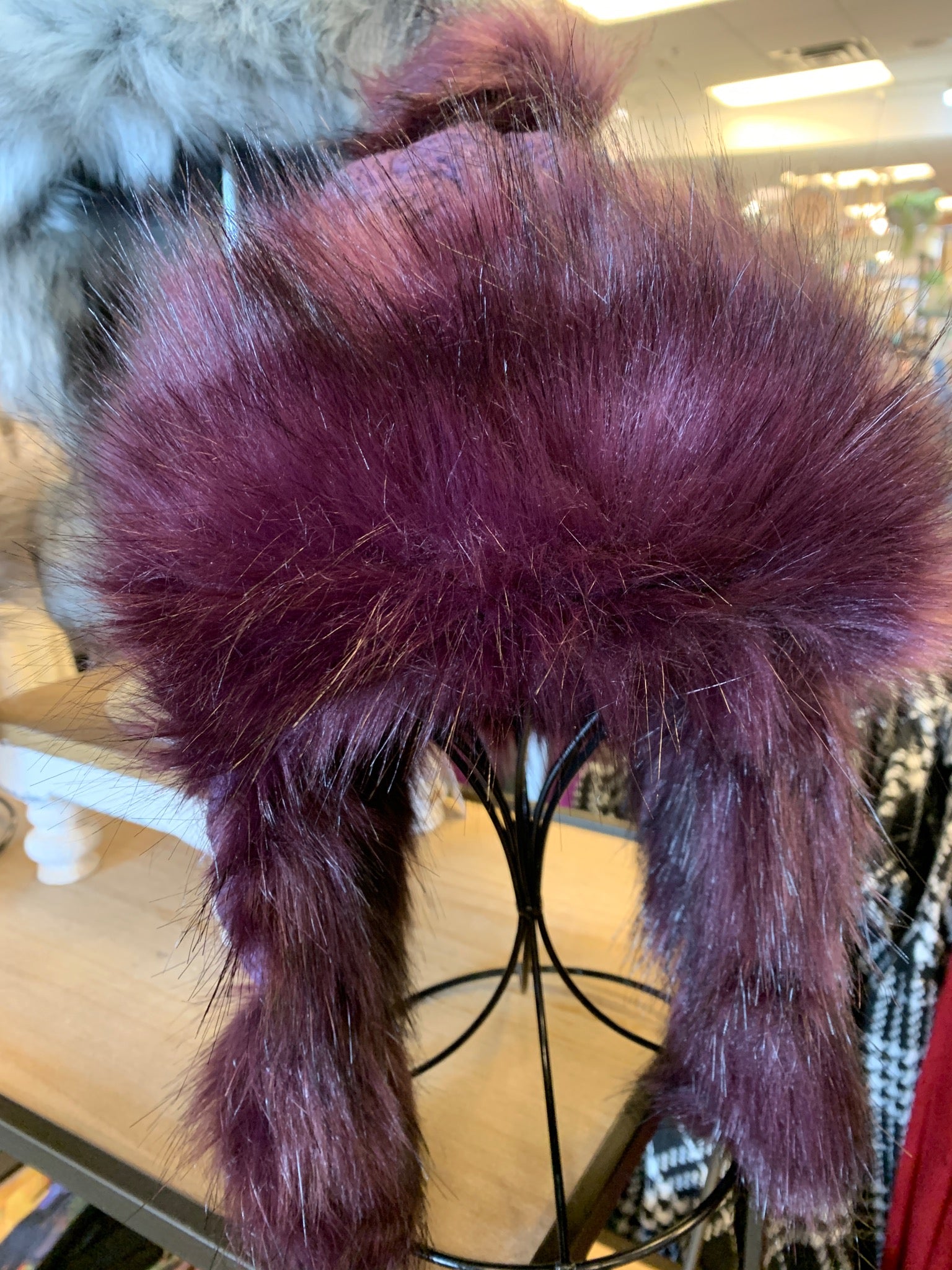 Bajka Hat w/ Cable Weave & Faux Fur  - Plum