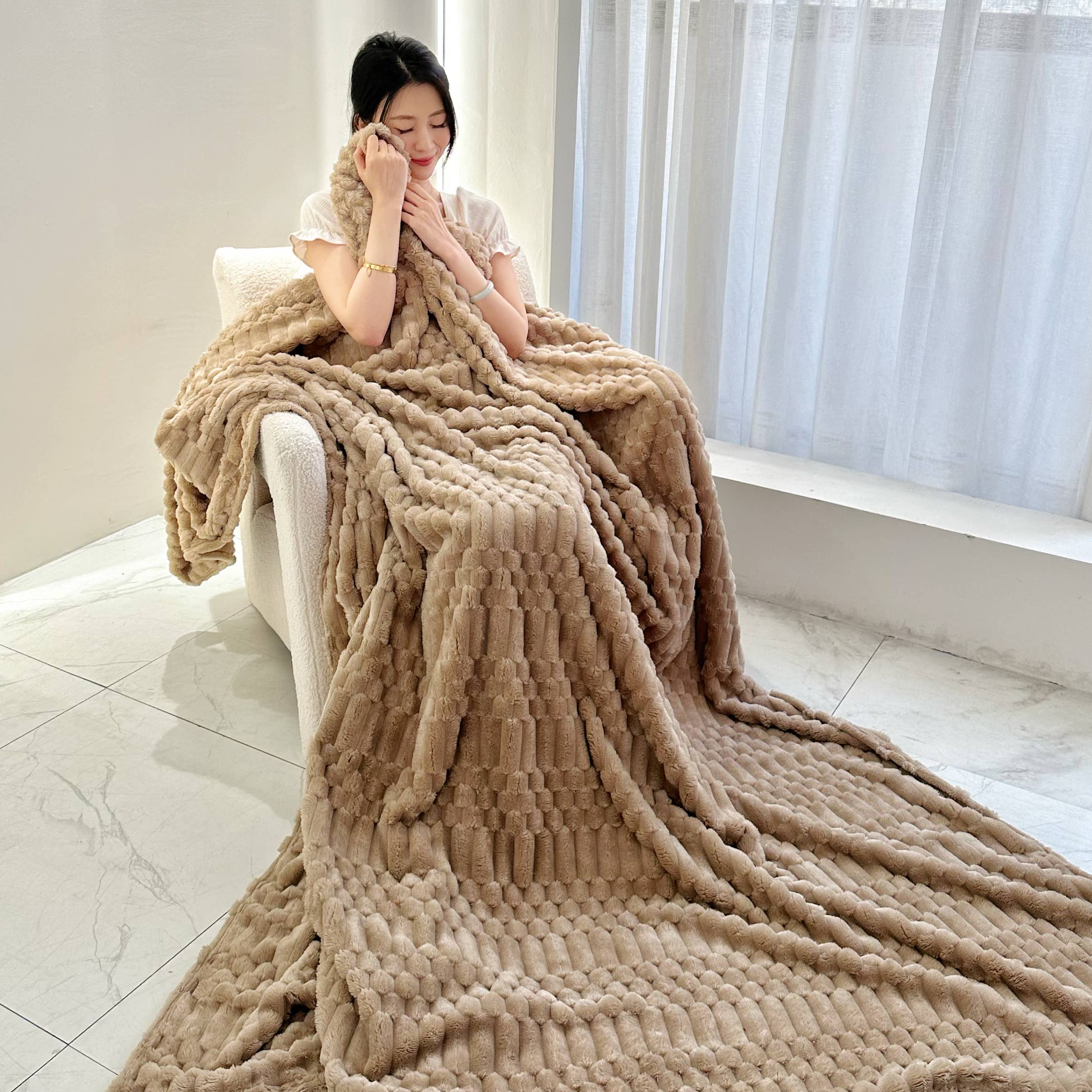 Bubble-Texture Ultra Plush Blanket