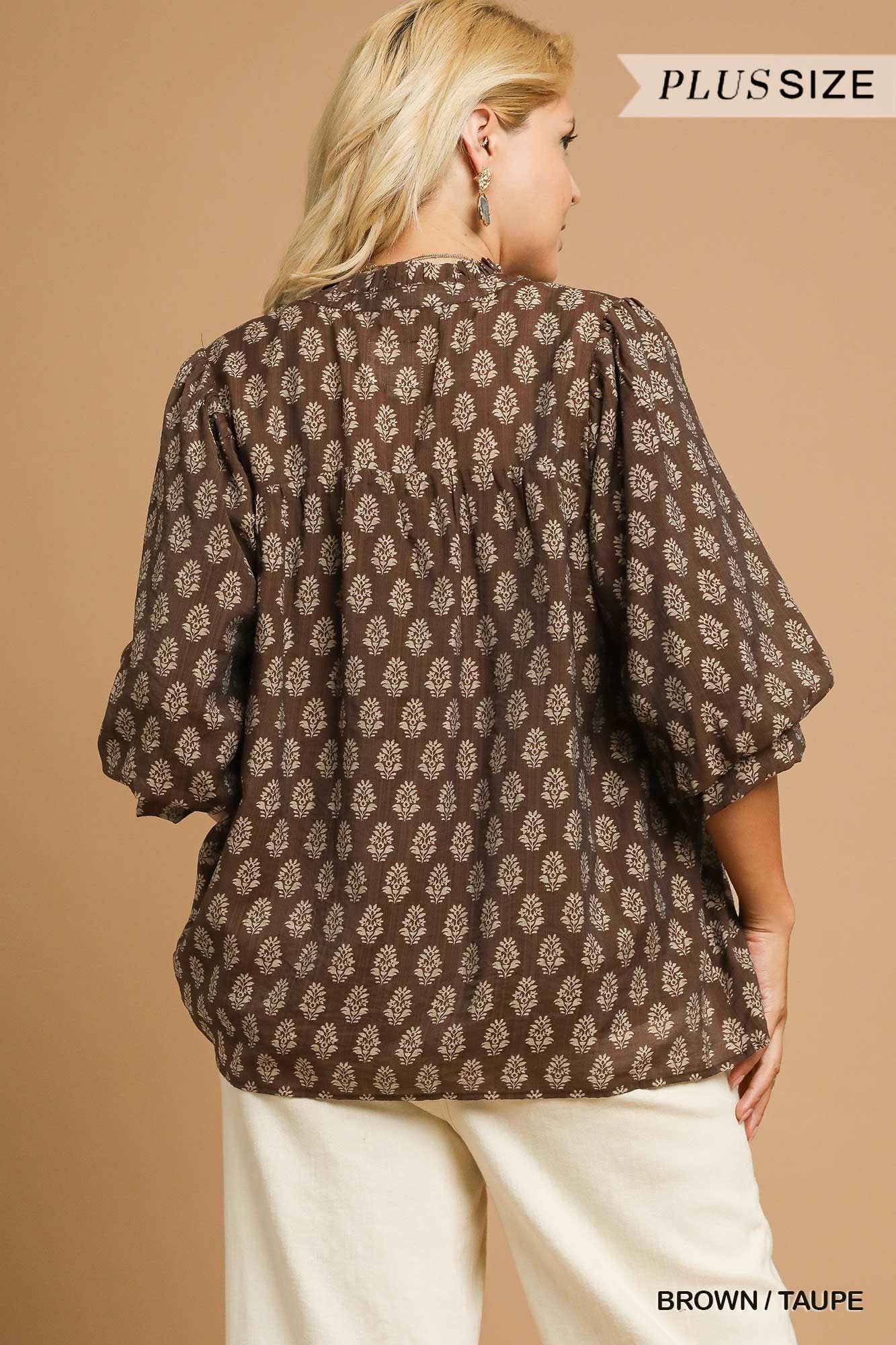 Plus Size Floral Print V-Split Blouse