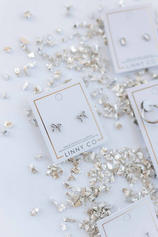 Sadie Bow Screwback Stud Earrings – 12mm Silver Tone