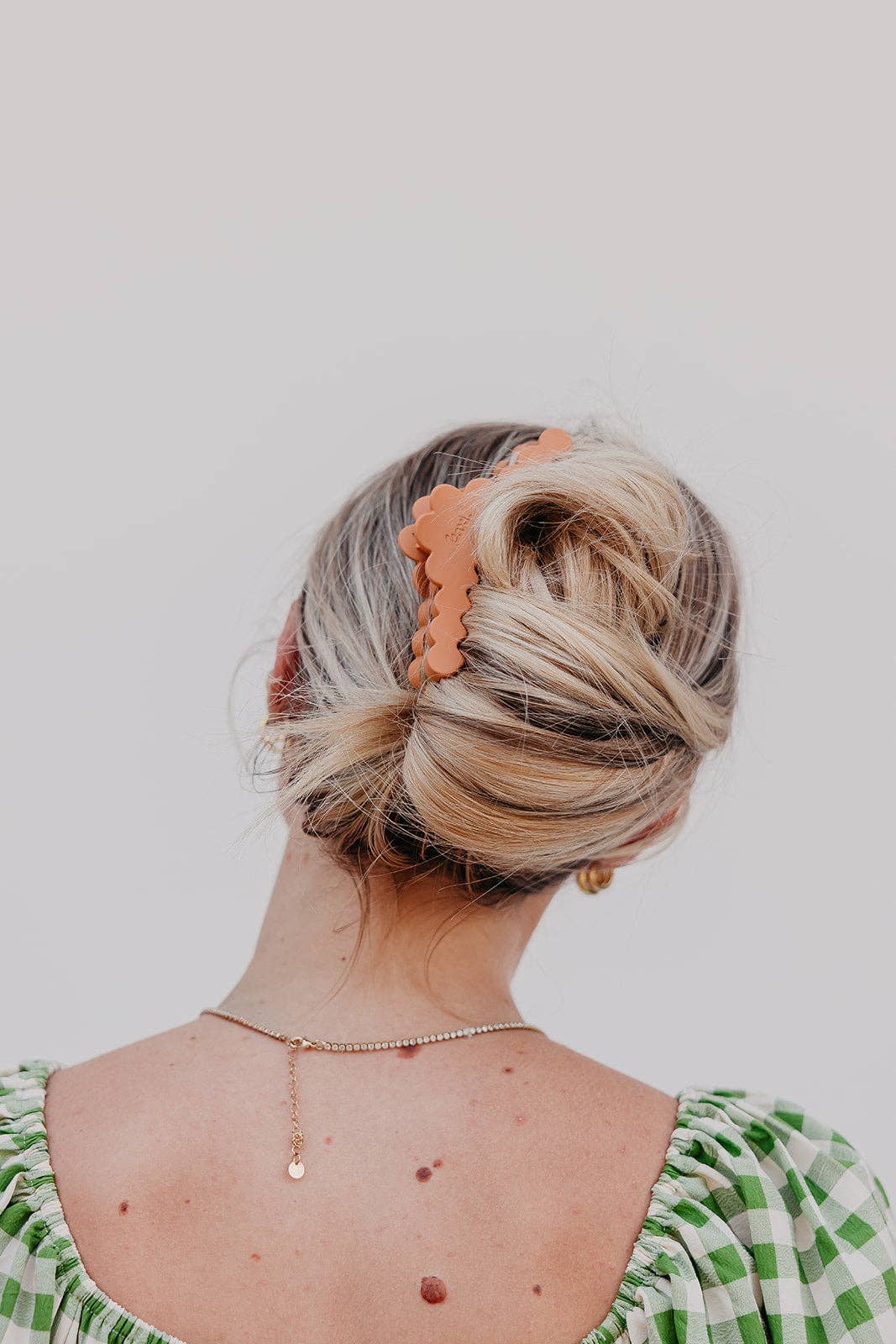 KAXI Scalloped Midi Hold Everything Claw Clip