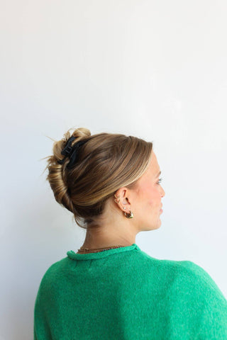 Kaxi Mini Wavy Hold Everything Claw Clip