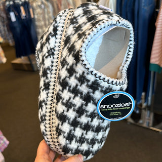 Women's Houndstooth Cabin Bootie Snoozies FINAL SALE