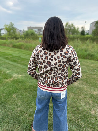 Women's Leopard Jacquard Crew Neck Sweater with Burgundy Trim