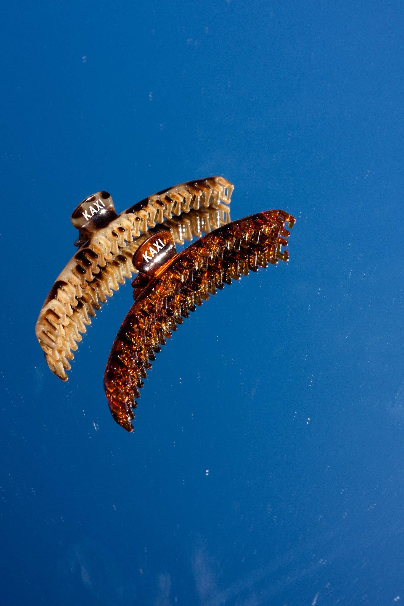 Shiny Original Hold Everything Claw Clip