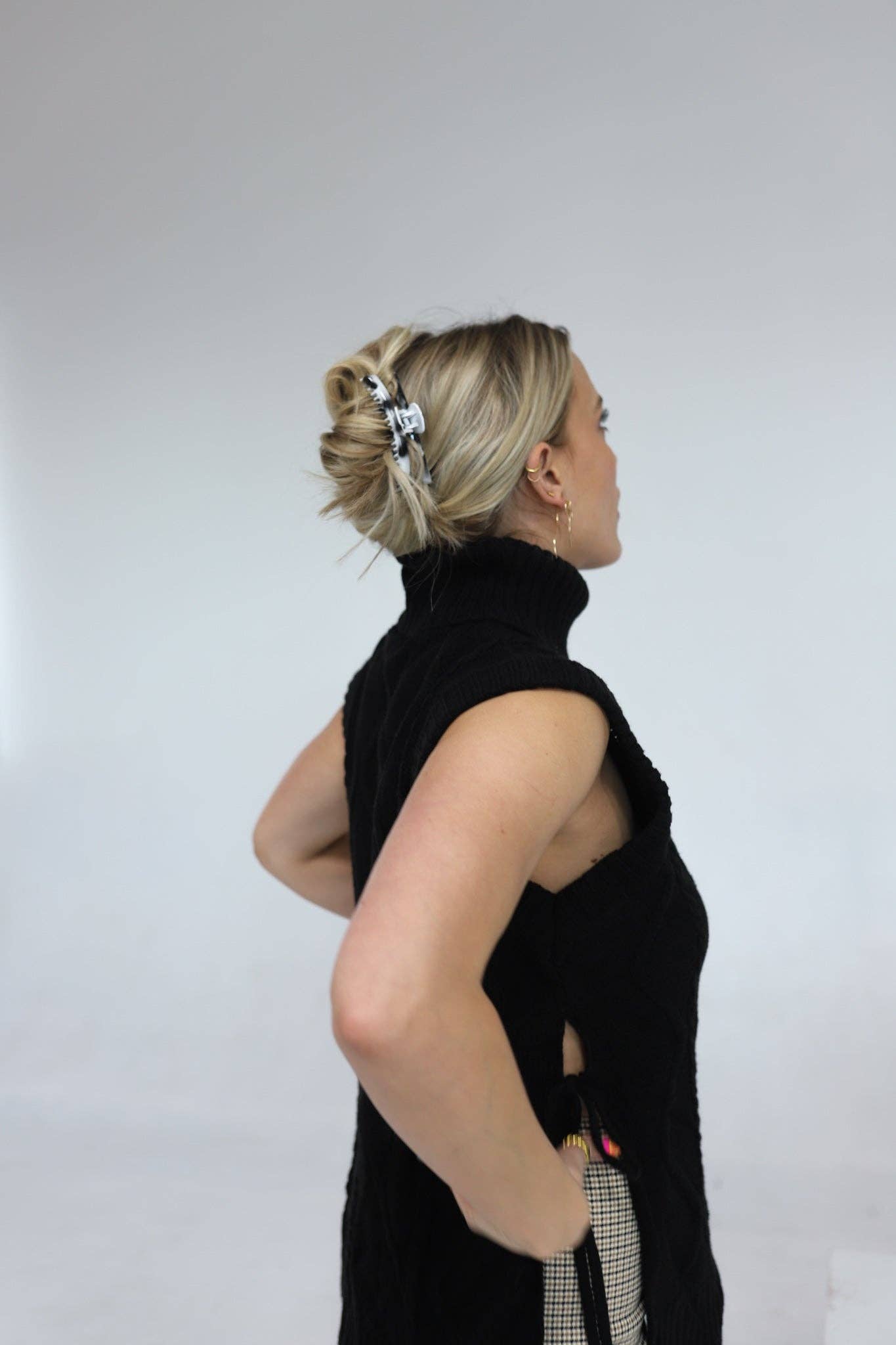 Matte Midi Hold Everything Claw Clip