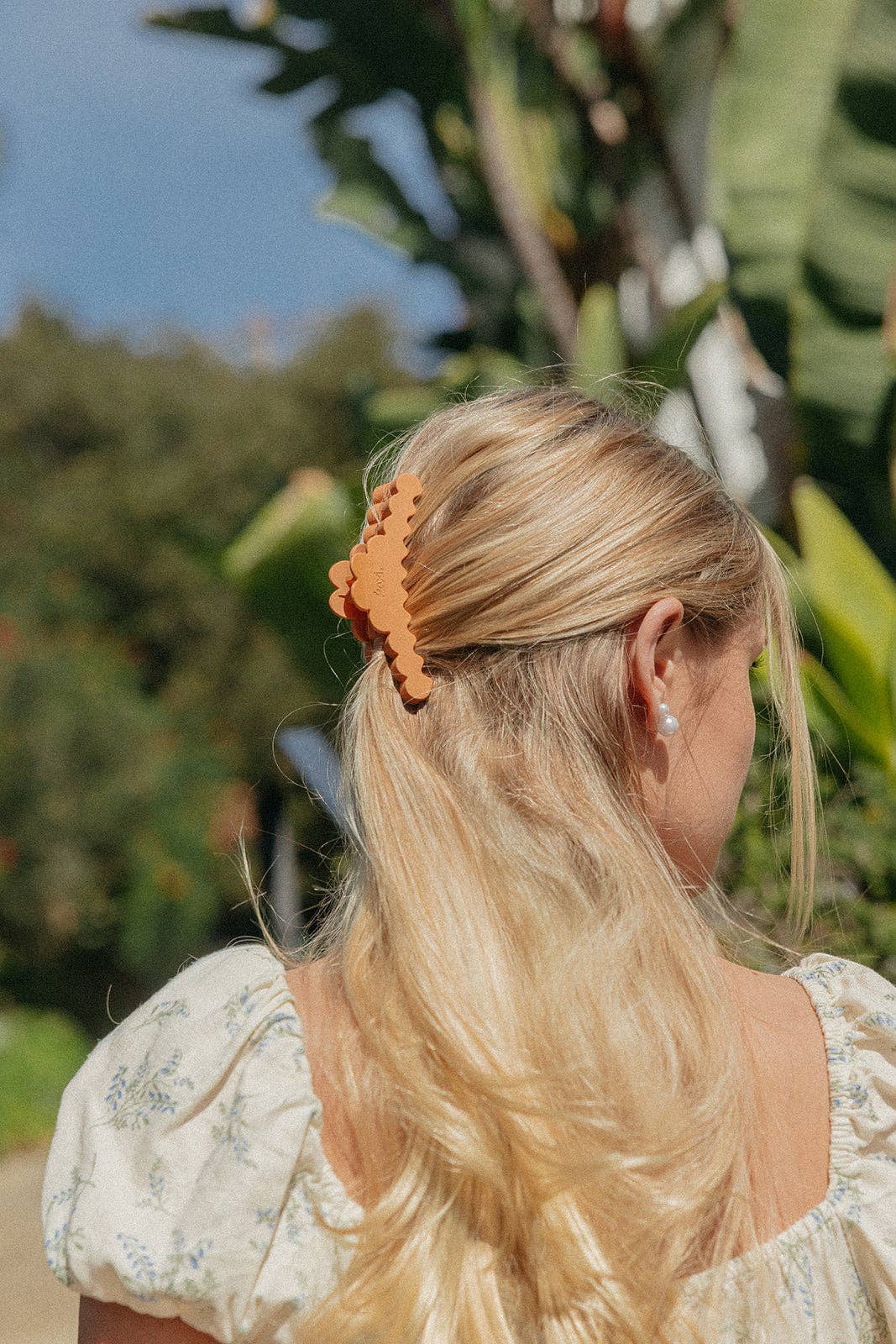 KAXI Scalloped Midi Hold Everything Claw Clip