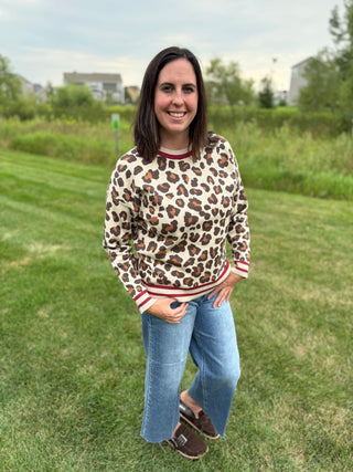 Women's Leopard Jacquard Crew Neck Sweater with Burgundy Trim