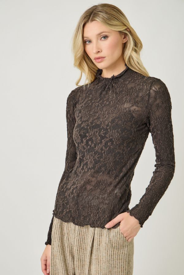 Lettuce Edge Textured Knit Top
