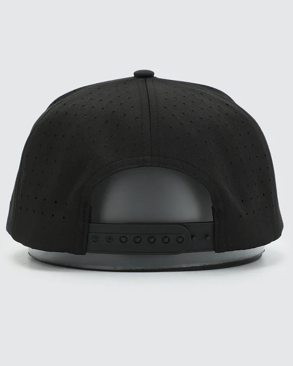 Frost Bite Hat - Waggle