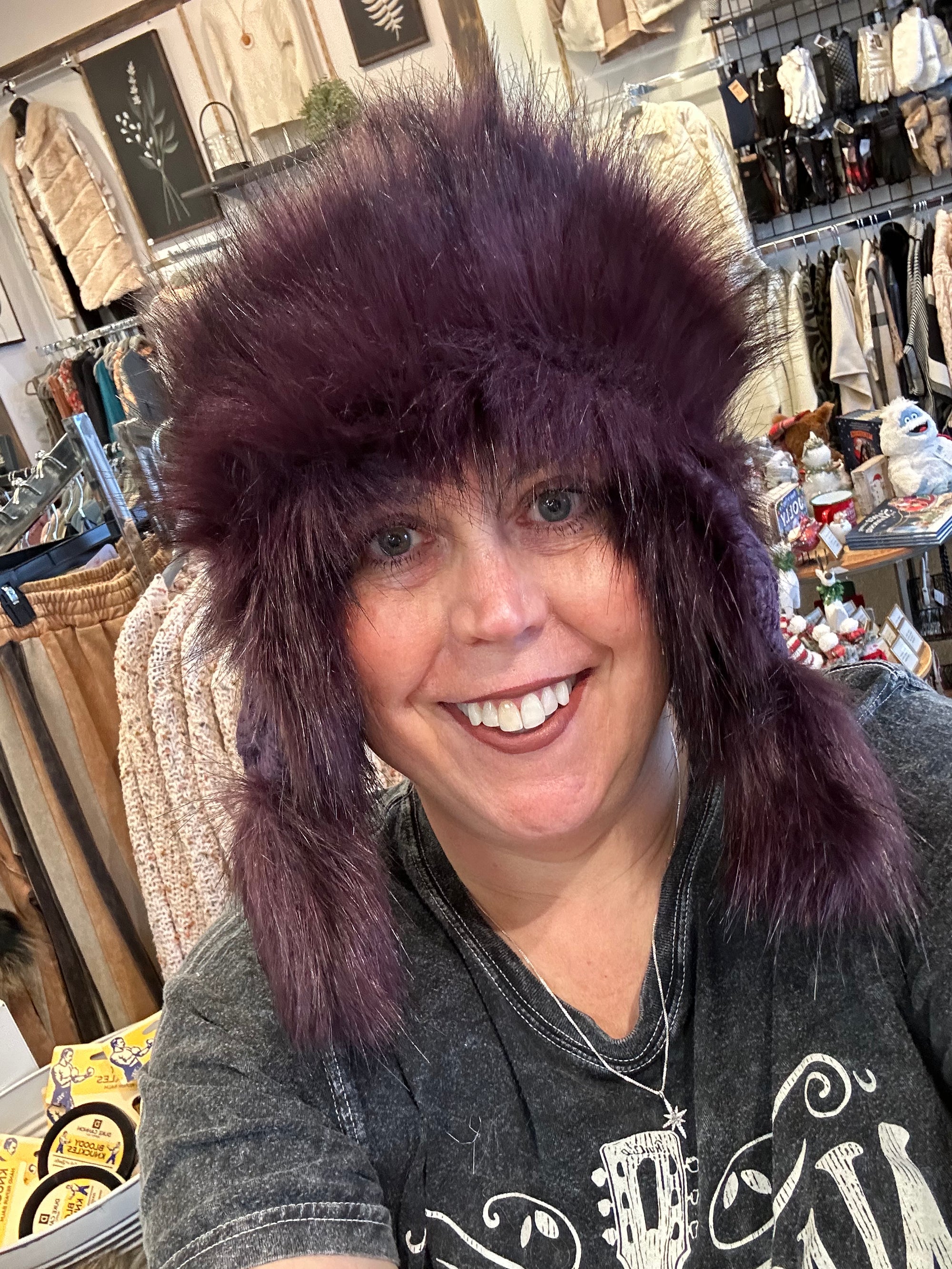 Bajka Hat w/ Cable Weave & Faux Fur  - Plum