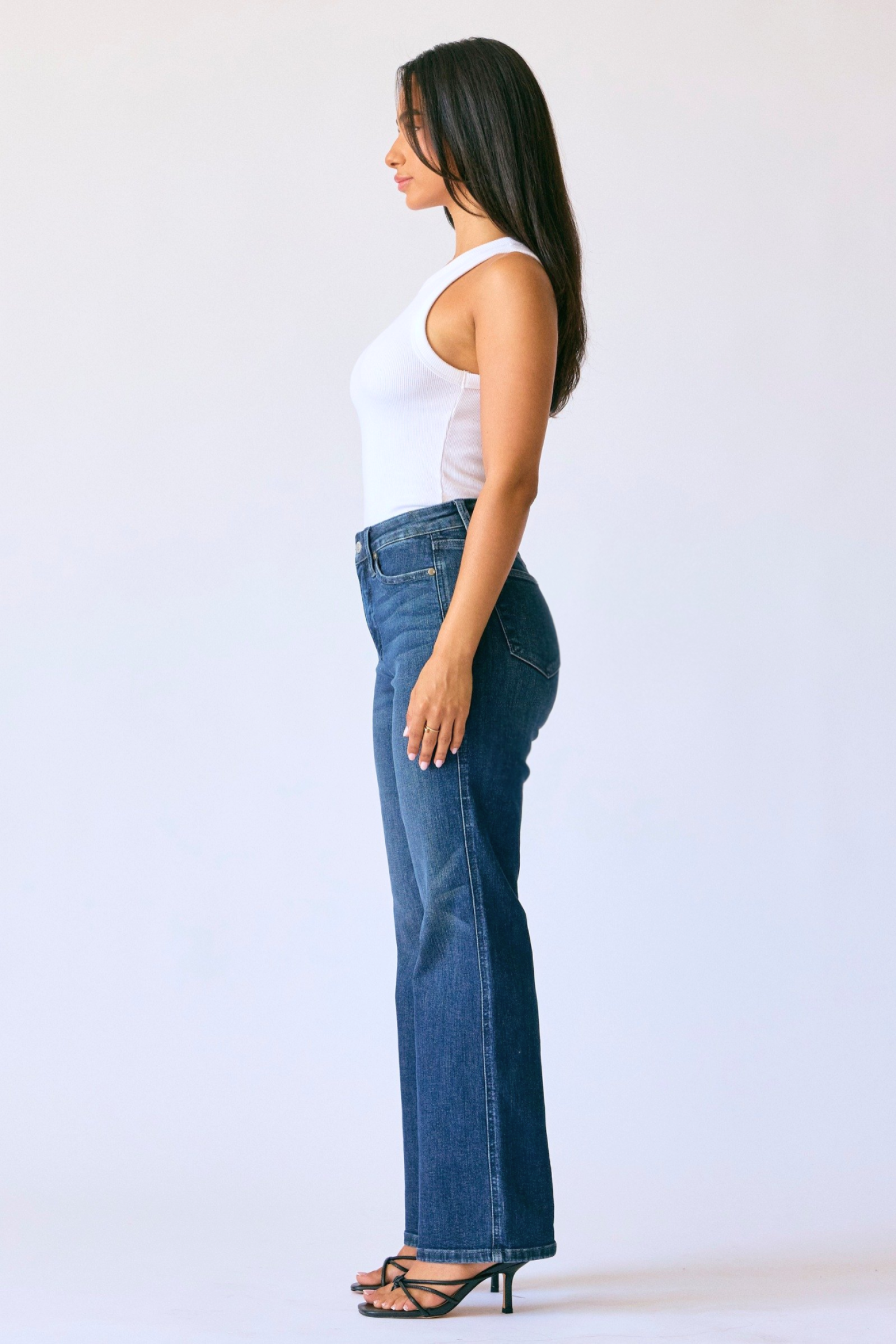 Judy Blue Petite Straight Cut Jeans