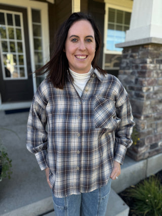 Women's Plaid Button Down Shirt