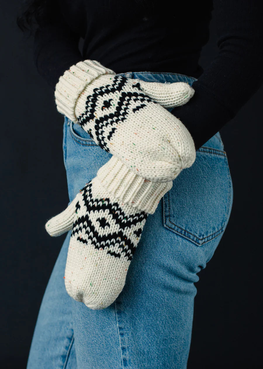 Cream Speckled Patterned Mittens