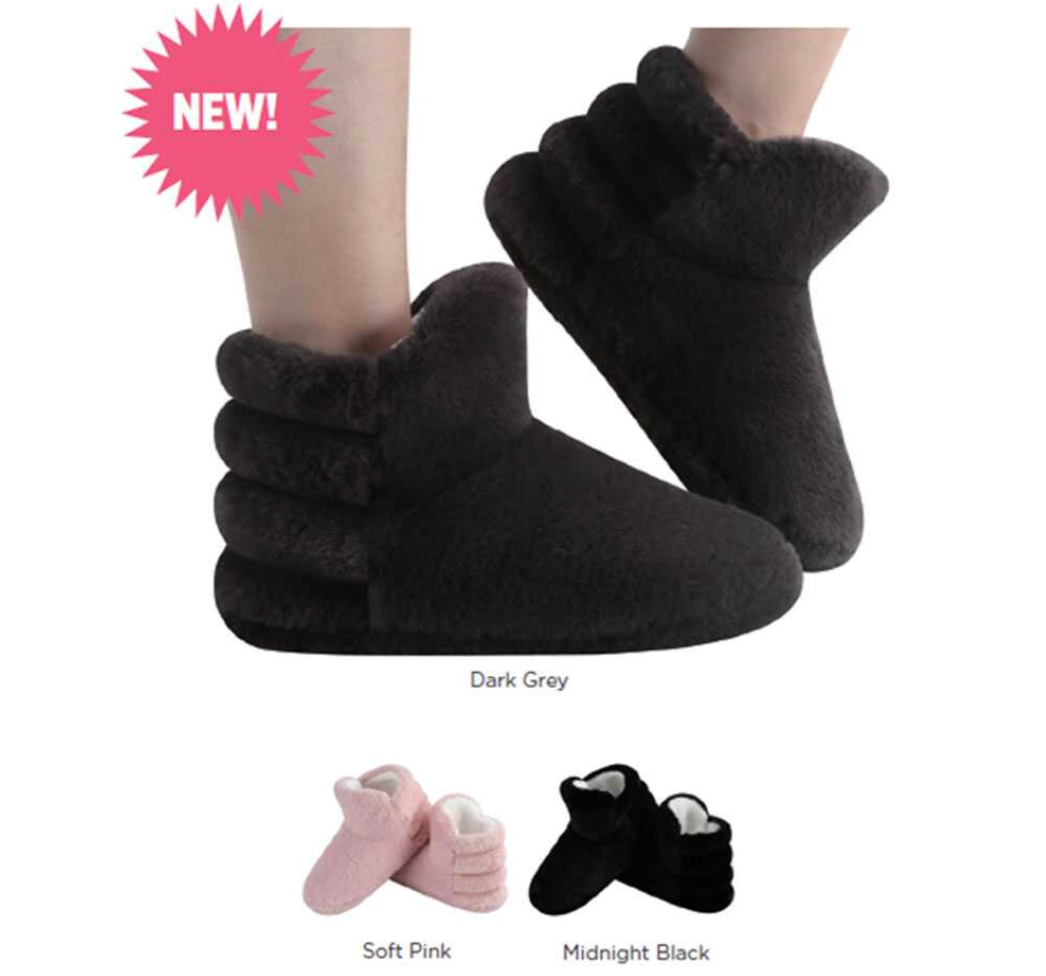 Women's Deluxe Faux Fur Bootie Snoozies