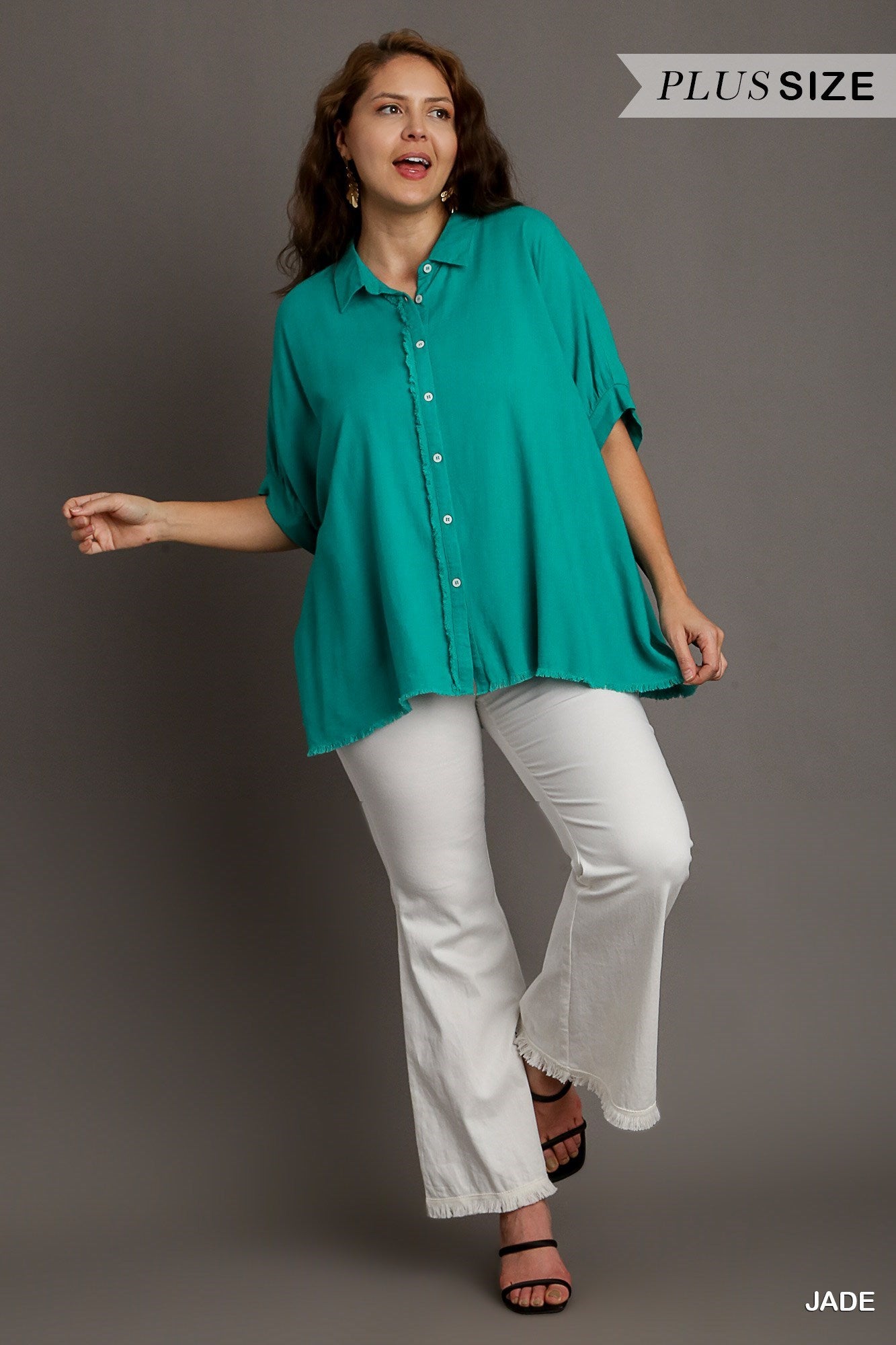 Linen Boxy Cut Top w/ Fray Details